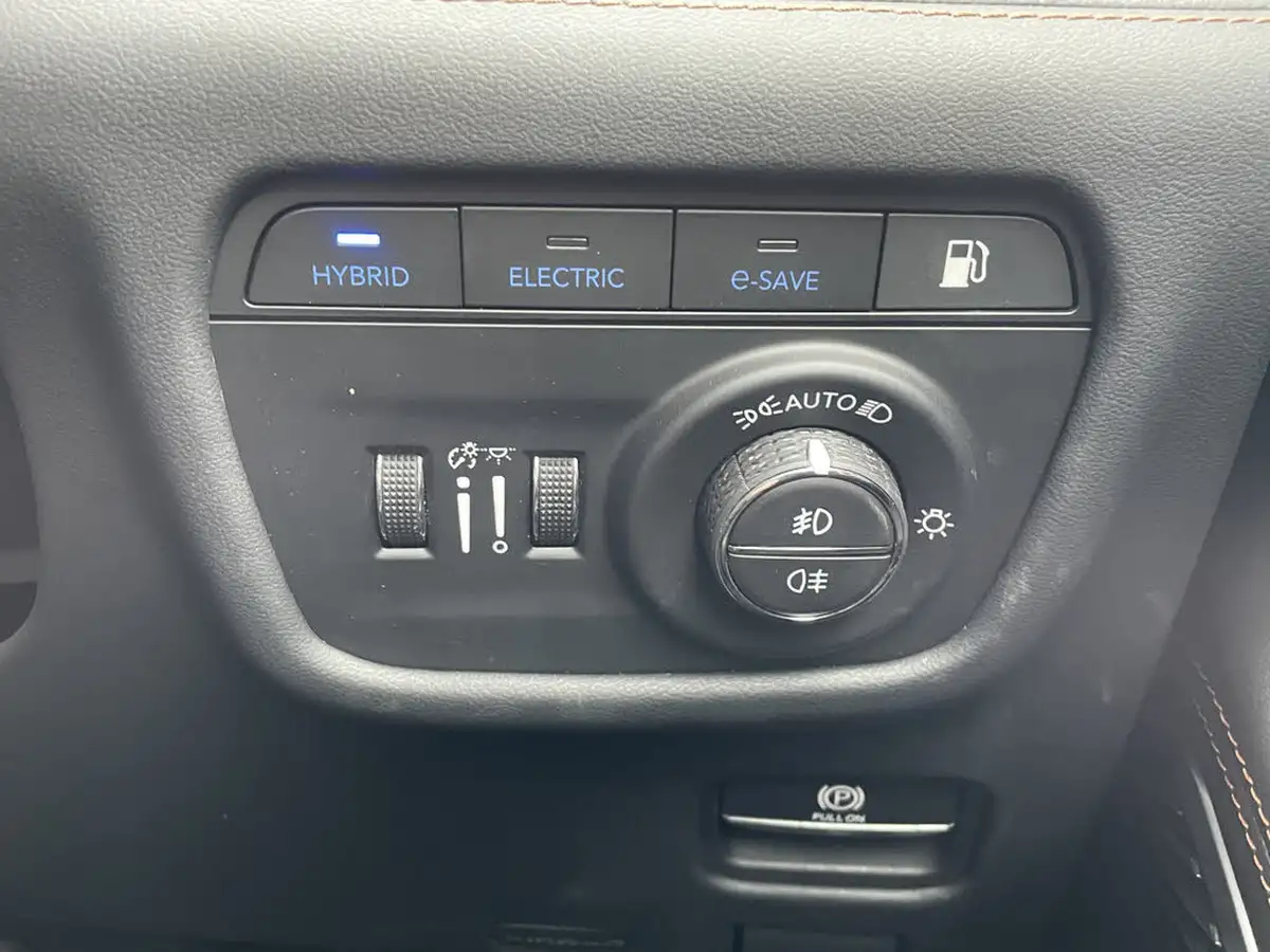 2023-jeep-grand-cherokee-20-gme-summit-reserve-big-53