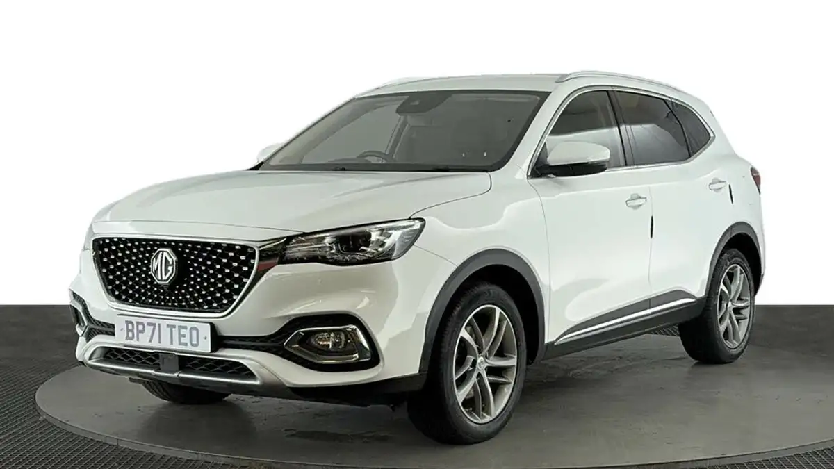 2022-mg-hs-15t-gdi-excite-162ps-dct-big-0