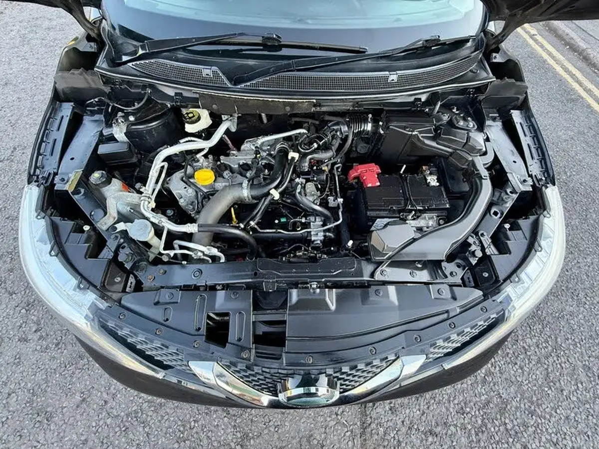 2015-nissan-qashqai-12-n-tec-big-23