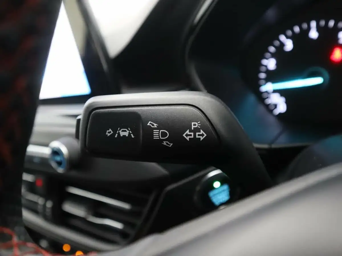 2020-ford-focus-10t-st-line-edition-125ps-hybrid-mhev-hatchback-big-35