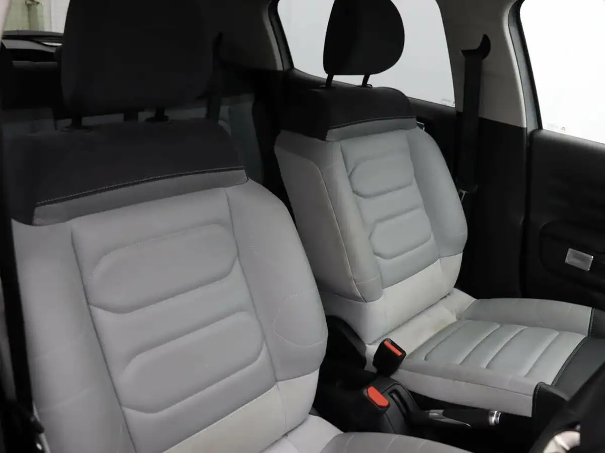 2023-citroen-c3-12-puretech-elle-83ps-ss-big-8