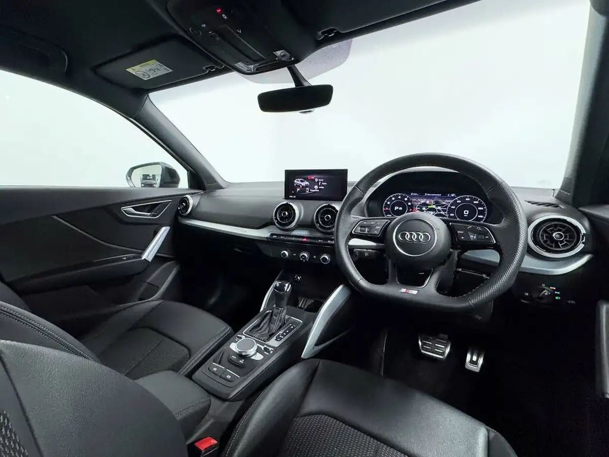 2022-audi-q2-15-35-tfsi-black-edition-s-tronic-big-30