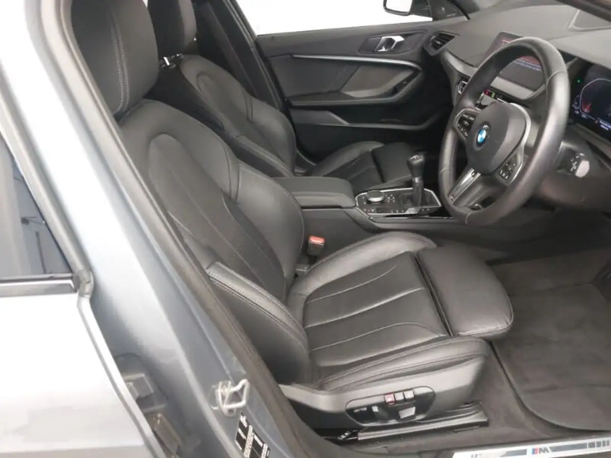 2024-bmw-1-series-15-118i-m-sport-lcp-big-5