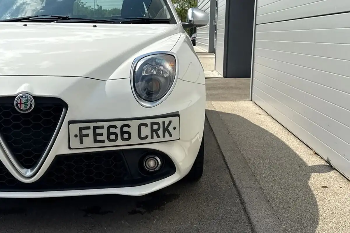 2016-alfa-romeo-mito-09-super-big-26