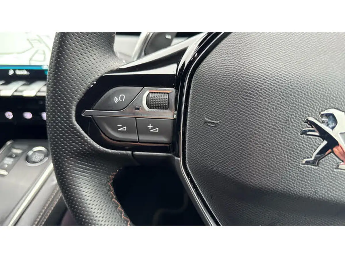 2022-peugeot-508-sw-16-puretech-gt-225bhp-hybrid-e-eat8-big-30