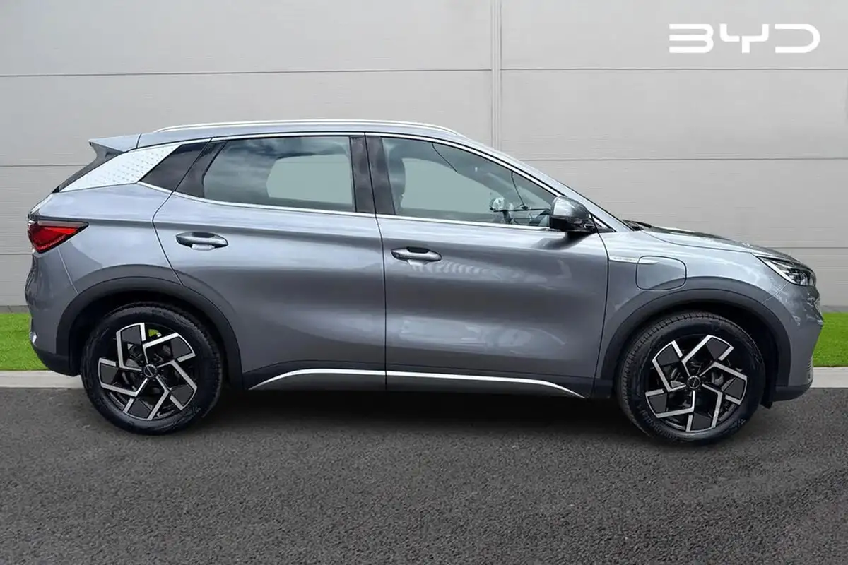 2023-byd-atto-3-e-active-big-2