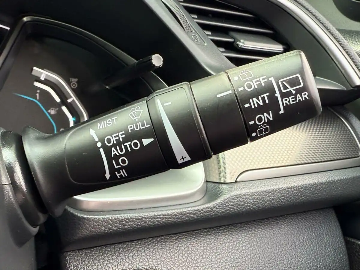 2019-honda-civic-10-vtec-turbo-sport-line-big-56