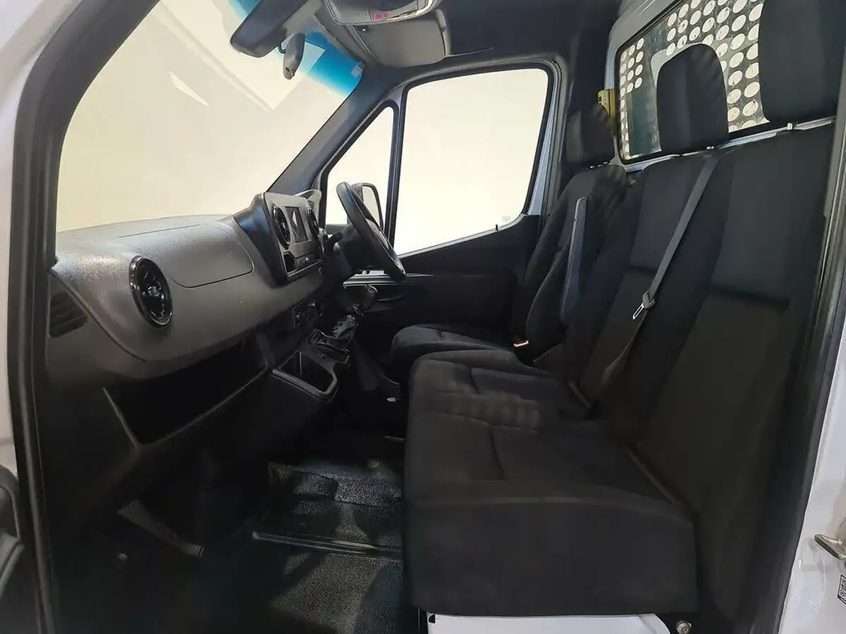 2022-mercedes-benz-sprinter-20cdi-315-l2h1-progressive-150pseu6dt-chassis-cab-rwd-big-8