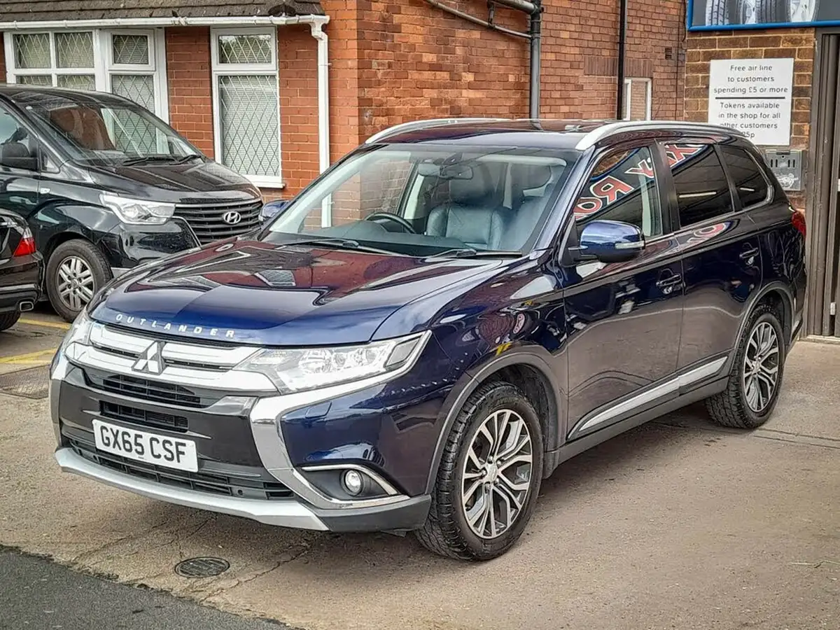 2015-mitsubishi-outlander-22di-d-gx4-auto-big-2