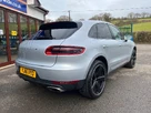 2016-porsche-macan-20-small-8