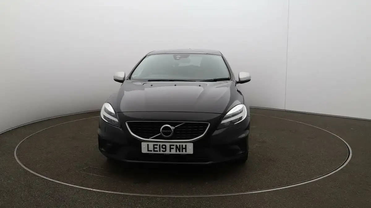 2019-volvo-v40-20td-d3-r-design-nav-plus-geartronic-big-39