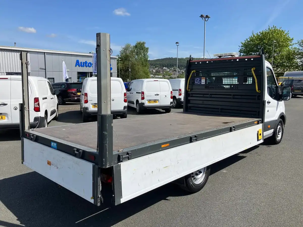 2022-ford-transit-20tdci-350-l2h1-leader-130pseu6dt-fwd-cab-big-6