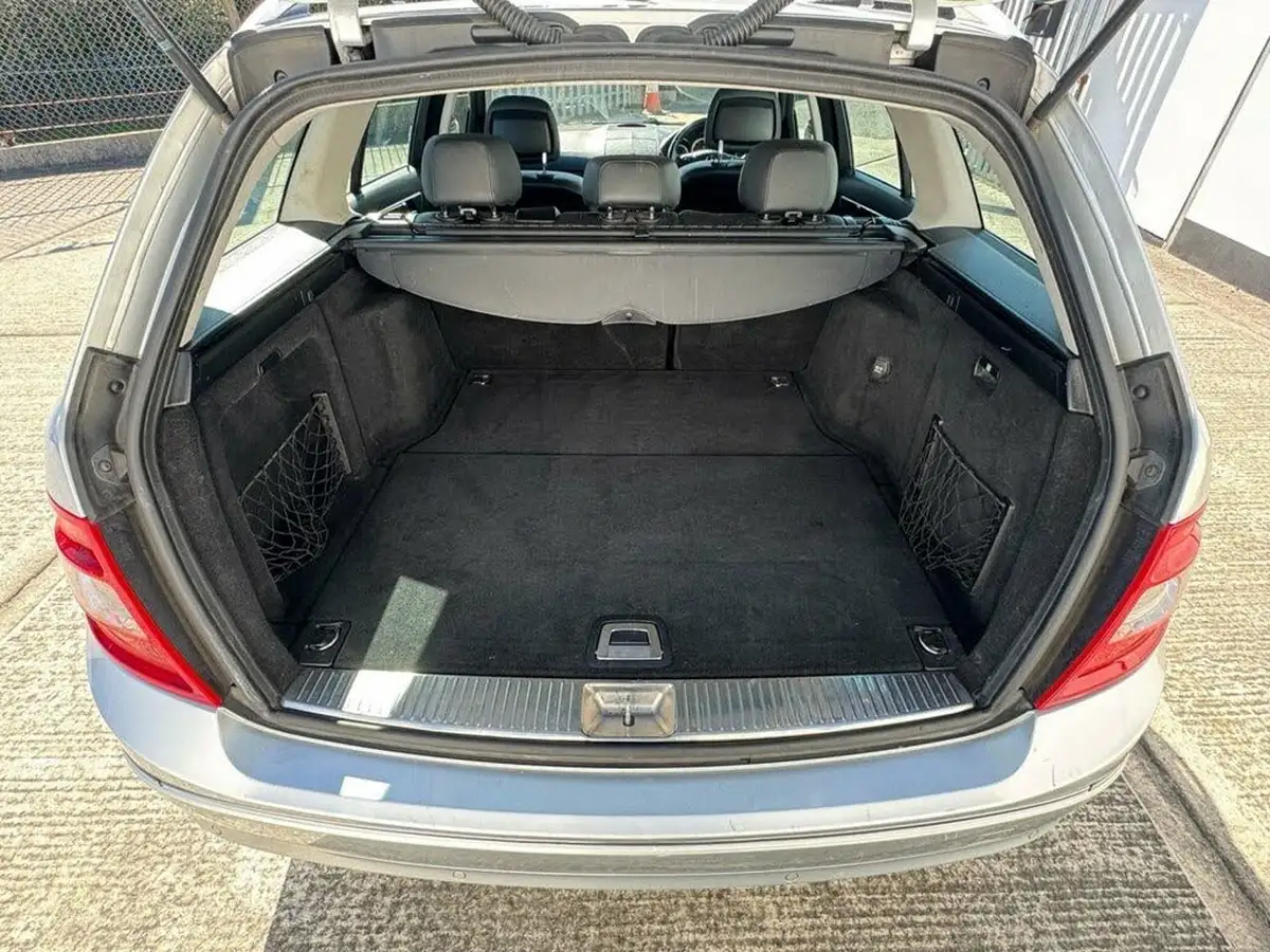 2011-mercedes-benz-c-class-21td-c200-cdi-elegance-21cdi-blue-f-estate-5d-2143cc-auto-big-5
