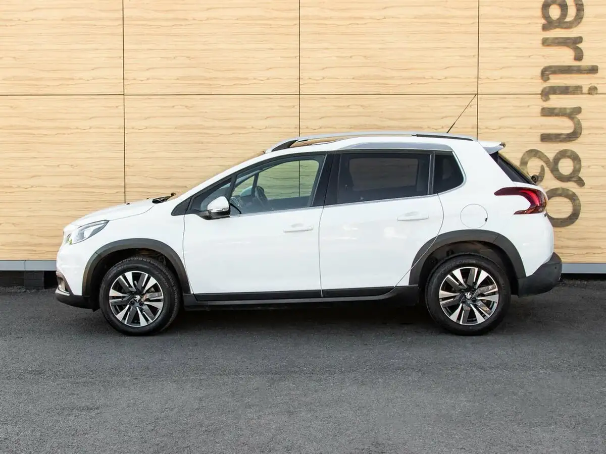 2018-peugeot-2008-suv-12-puretech-allure-premium-ss-big-12