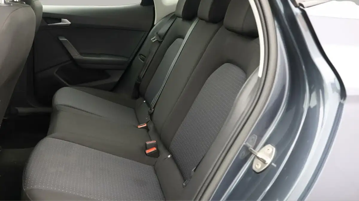 2023-seat-arona-10-tsi-evo-se-technology-big-15