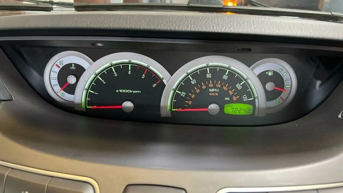 2015-kgm-ssangyong-turismo-20td-ex-awd-big-7