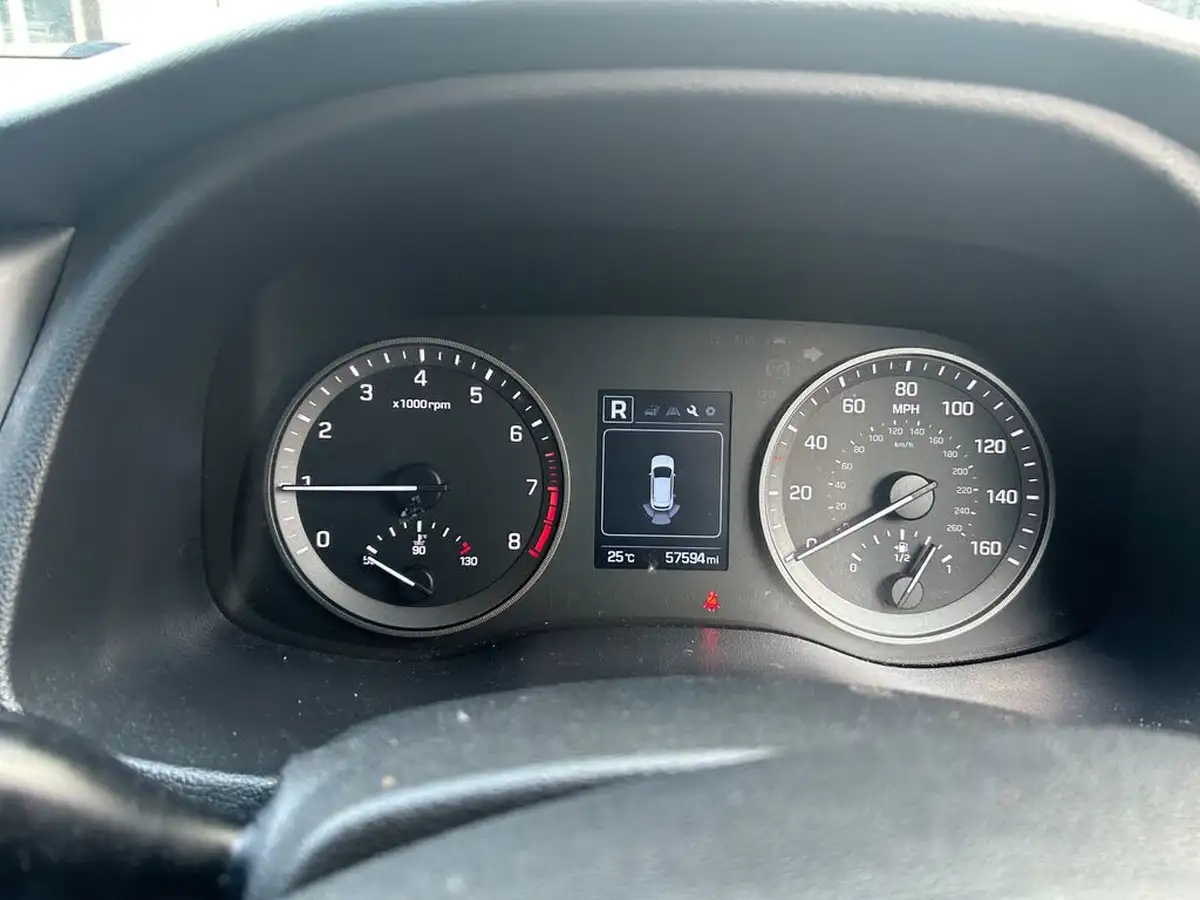 2015-toyota-rav4-20d-4d-business-edition-big-17