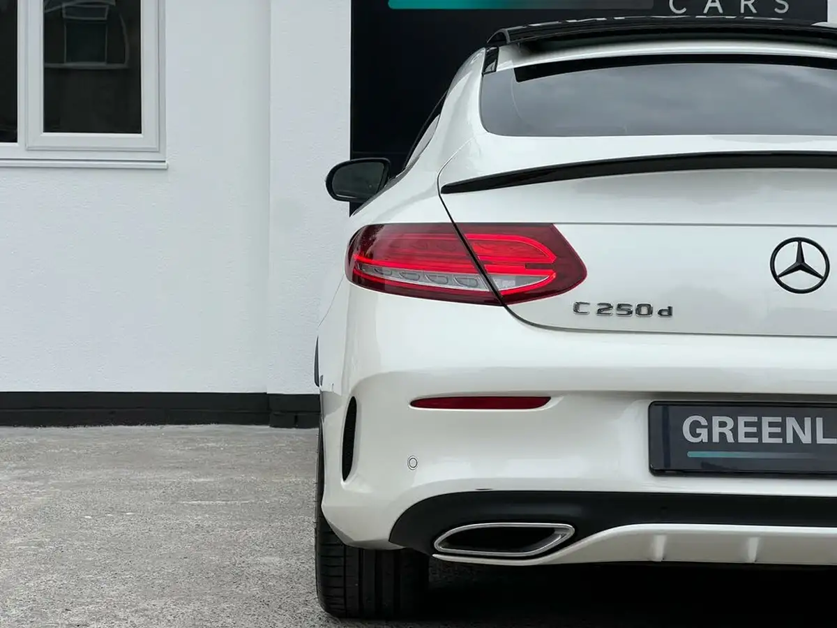 2017-mercedes-benz-c-class-21d-c250d-amg-line-premium-plusss-coupe-2d-9g-tronic-plus-big-61