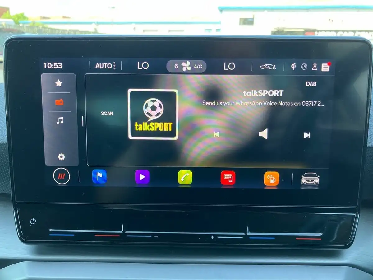 2021-seat-leon-10-tsi-evo-fr-hatchback-big-10
