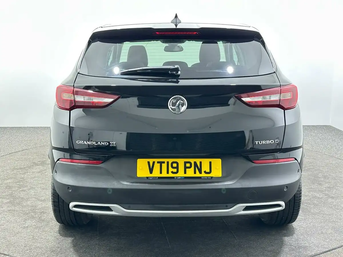 2019-vauxhall-grandland-x-15td-elite-nav-ss-blueinjection-big-5
