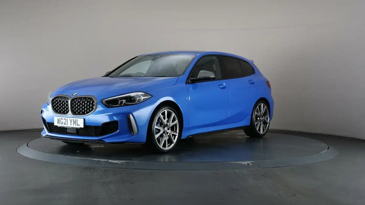 2021-bmw-1-series-20-m135i-xdrive-big-39