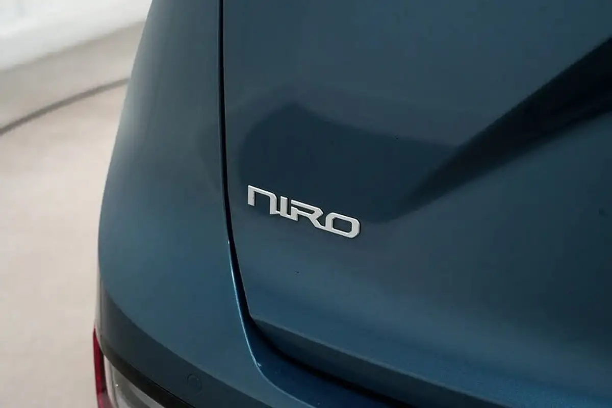 2023-kia-niro-ev-e-4-big-10