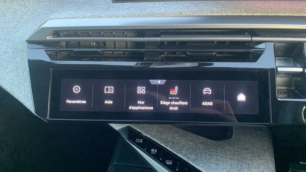 2024-peugeot-3008-suv-e-gt-big-27