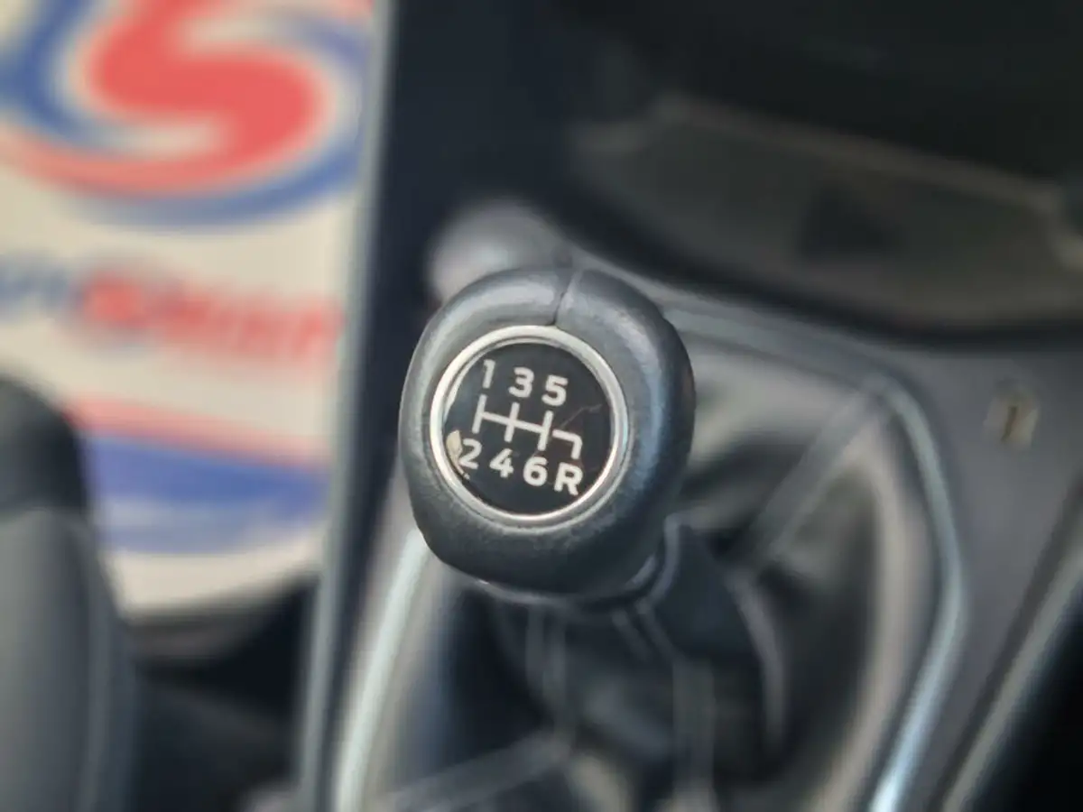 2021-ford-fiesta-10t-titanium-100ps-big-10