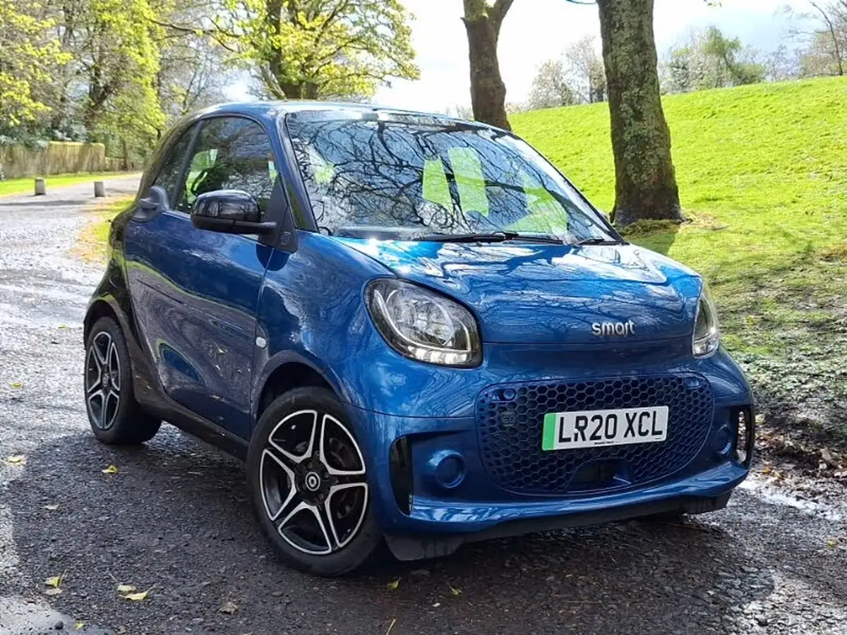 2020-smart-fortwo-eq-pulse-premium-coupe-big-0