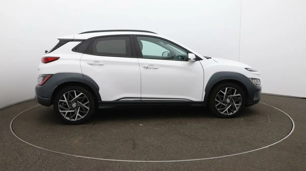 2021-hyundai-kona-16-gdi-ultimate-big-46