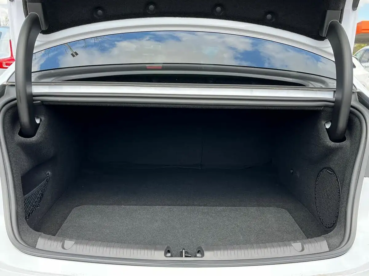 2024-byd-seal-e-design-big-9