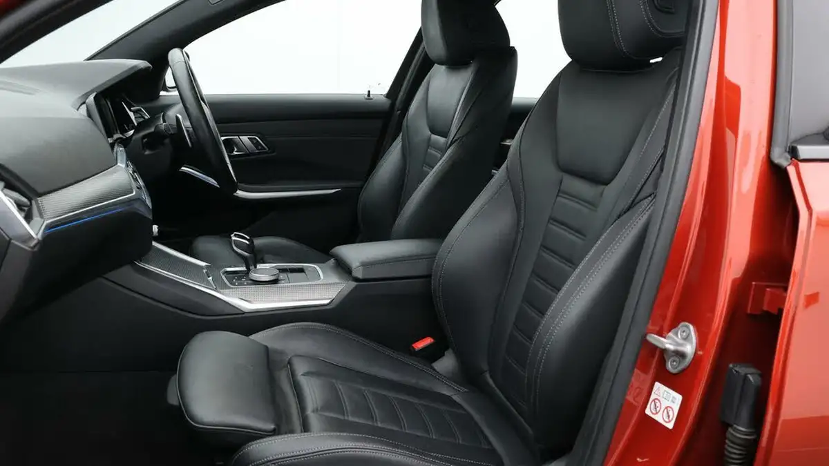 2020-bmw-3-series-20-330e-m-sport-saloon-4d-big-14