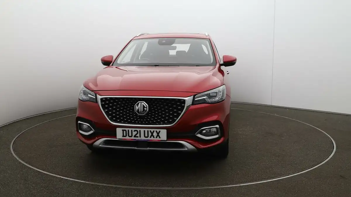 2021-mg-hs-15t-gdi-exclusive-162ps-big-31