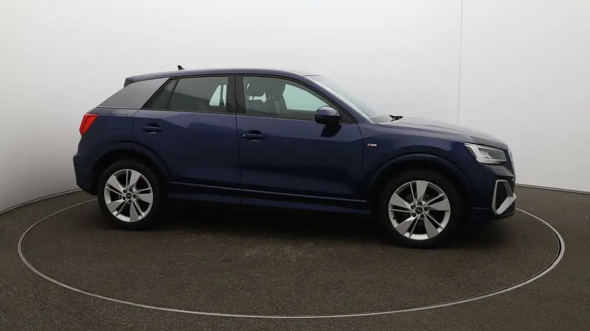 2021-audi-q2-15-35-tfsi-s-line-tronic-big-38