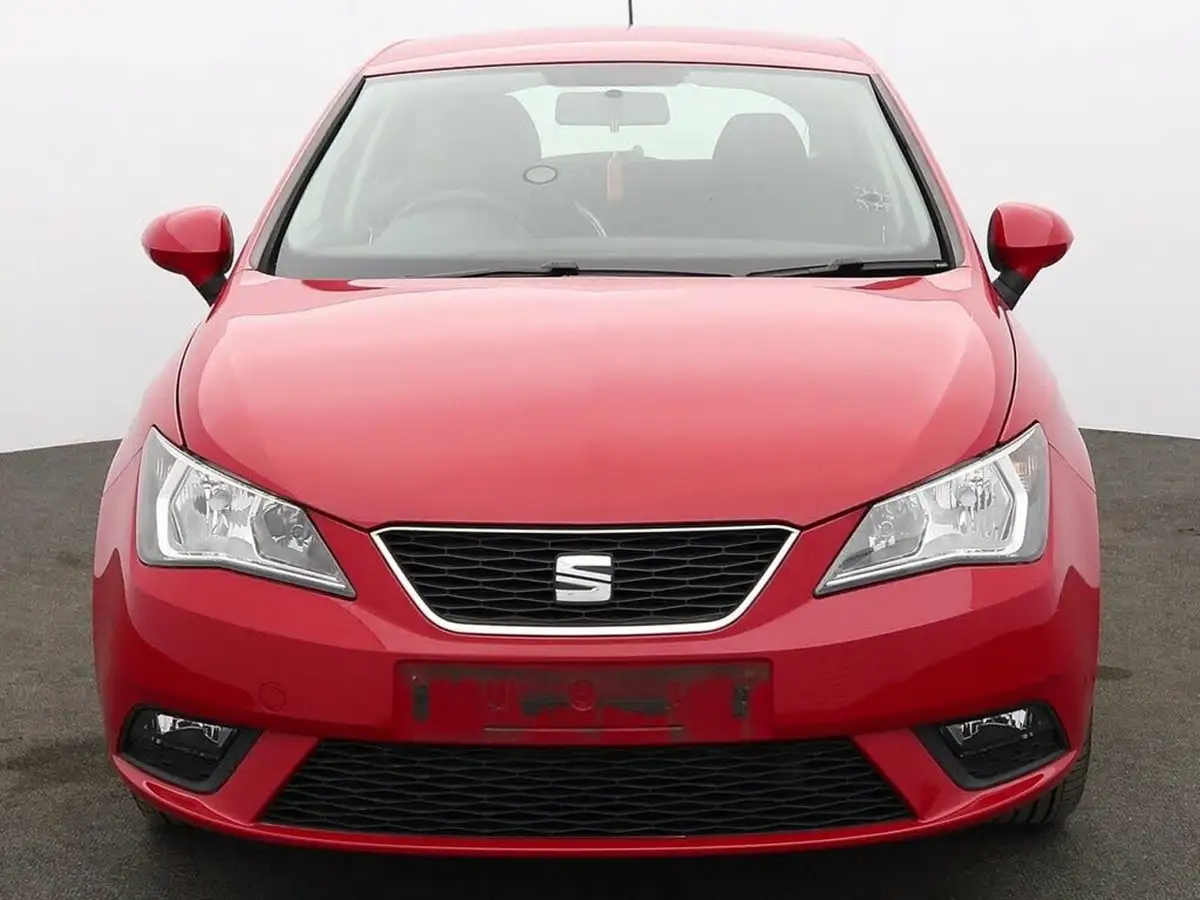 2015-seat-ibiza-14-toca-hatchback-5d-big-1