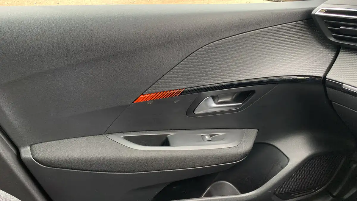 2021-peugeot-208-12-puretech-active-premium-100bhp-eat8-big-40