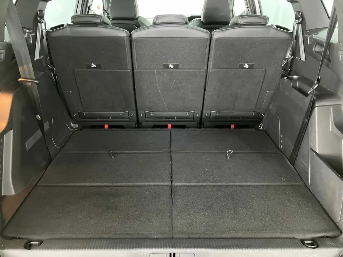 2022-peugeot-5008-suv-12-puretech-gt-premium-big-19