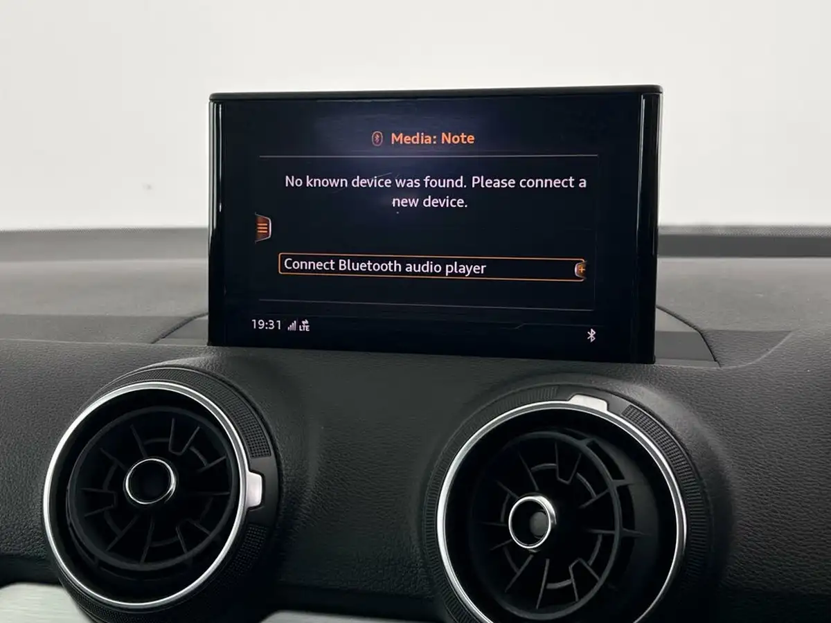 2019-audi-q2-15-35-tfsi-sport-cod-big-26