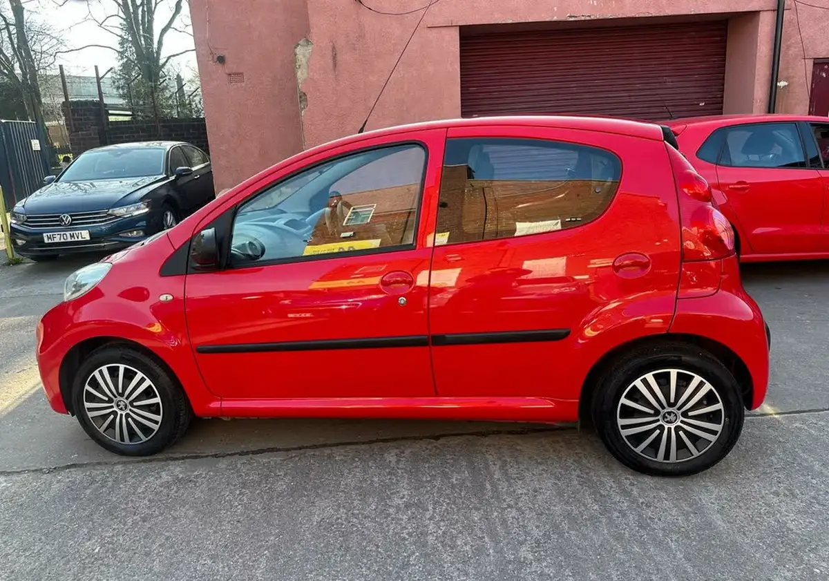 2009-peugeot-107-10-urban-5d-2-tronic-big-6