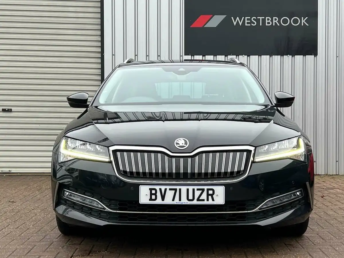 2021-skoda-superb-14-tsi-se-technology-156ps-estate-big-5
