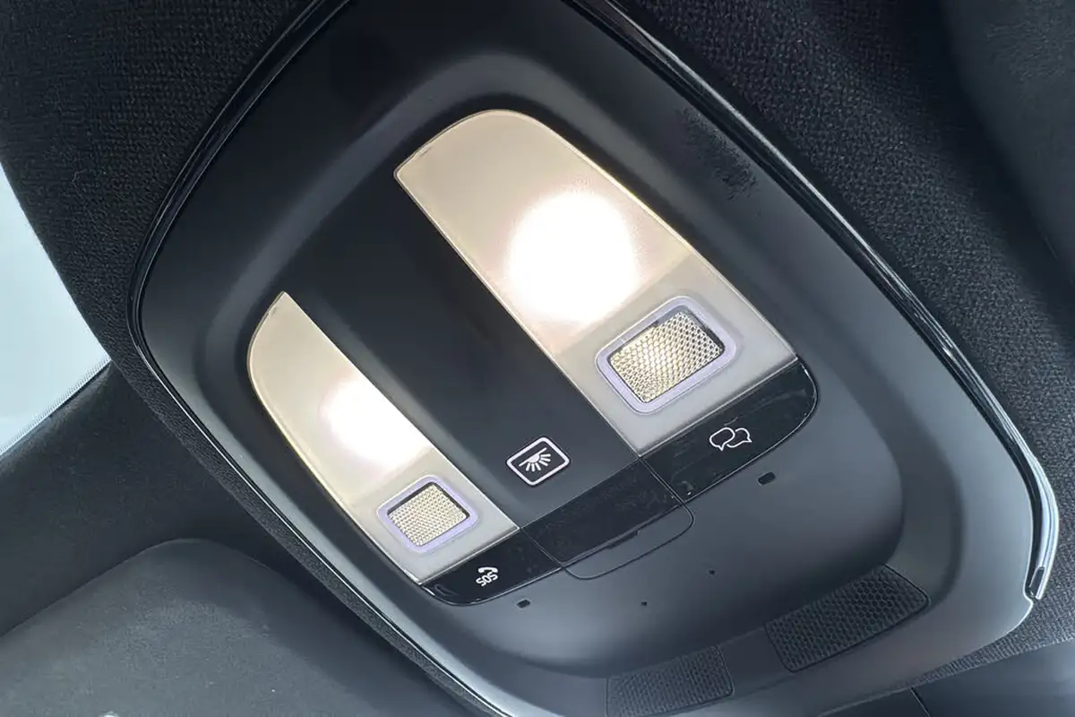 2022-volvo-c40-e-recharge-plus-228bhp-big-41