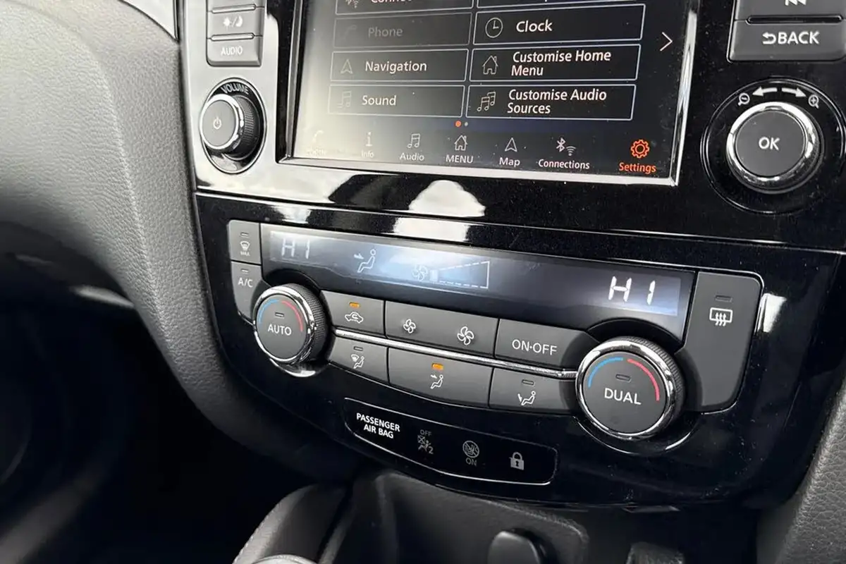 2020-nissan-qashqai-13-dig-t-acenta-premium-160ps-dct-big-21
