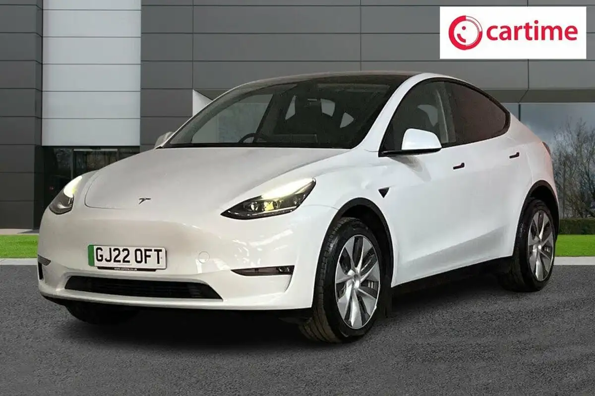 2022-tesla-model-y-e-long-range-big-5