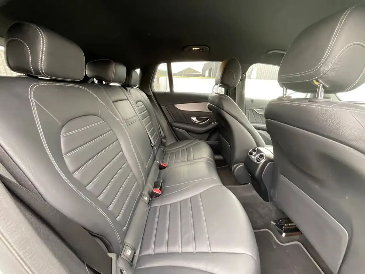 2020-mercedes-benz-eqc-e-eqc-400-amg-line-big-7