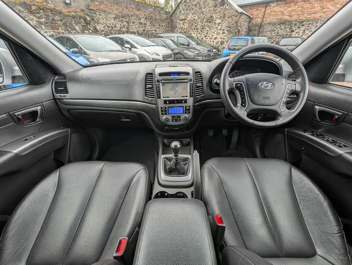 2012-hyundai-santa-fe-22td-premium-7st-big-6