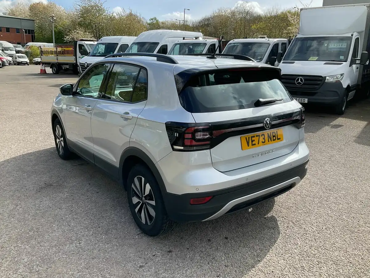 2024-volkswagen-t-cross-10-tsi-move-110ps-dsg-big-5