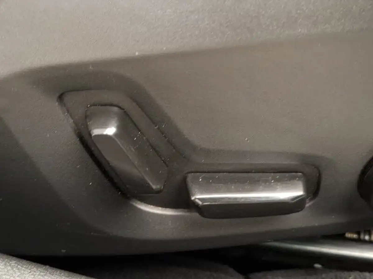 2019-volvo-s60-20-t5-inscription-plus-big-17