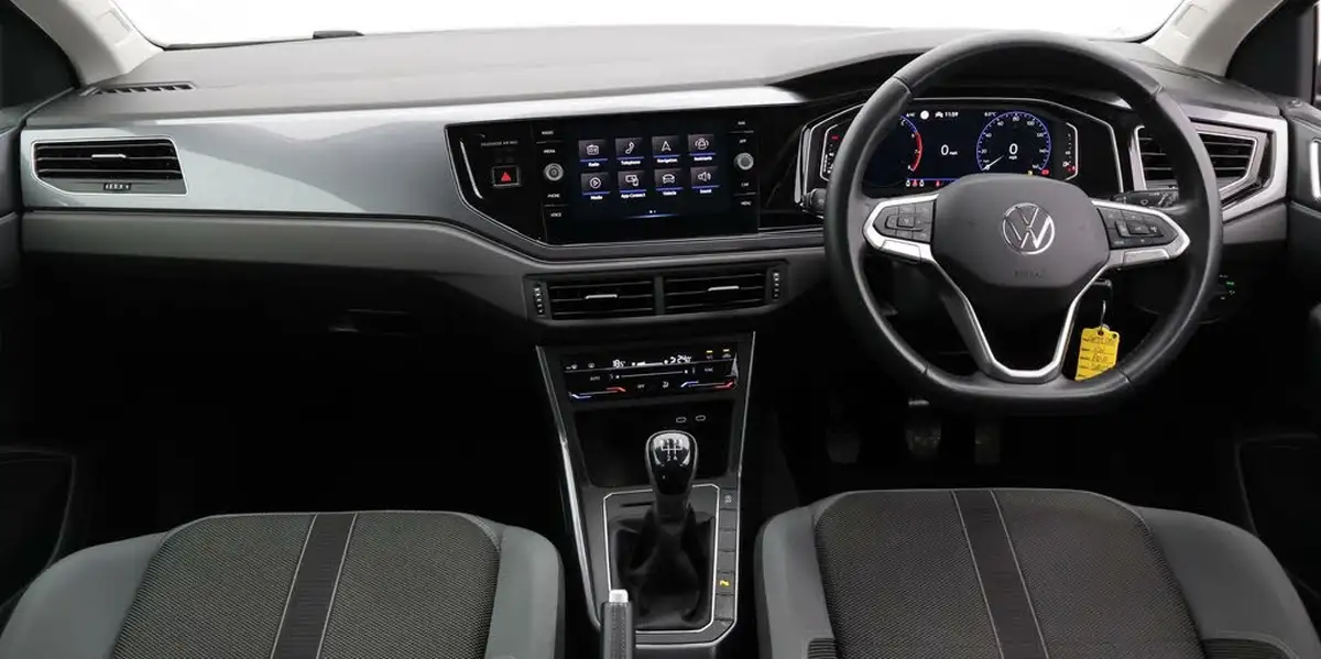 2022-volkswagen-polo-10-tsi-style-big-13