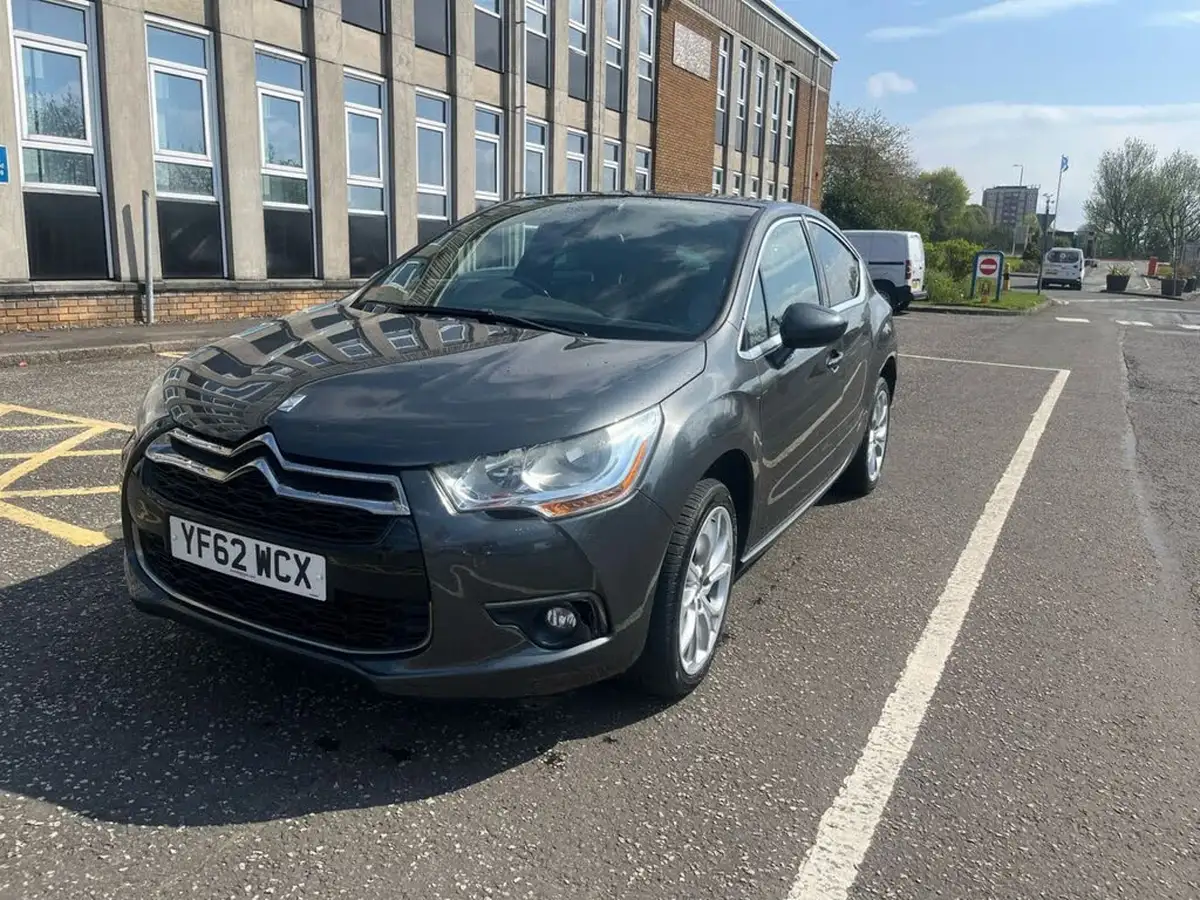 2012-citroen-ds4-16td-dstyle-16hdi-110ps-big-5