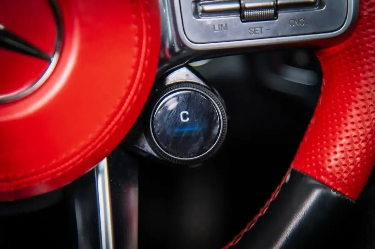 2019-mercedes-benz-c-class-40-c63-amg-s-premium-plus-saloon-4d-big-14